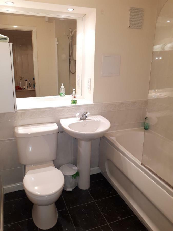 Central & Stylish 3 Bedroom, 2 Bath, Free Parking Edinburgh Ngoại thất bức ảnh