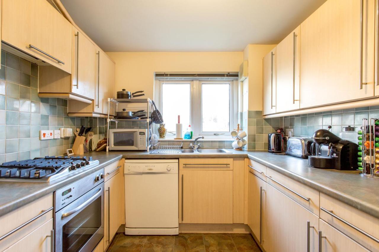 Central & Stylish 3 Bedroom, 2 Bath, Free Parking Edinburgh Ngoại thất bức ảnh